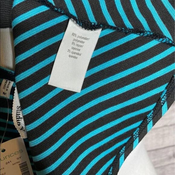 Maurices Top - Picture 4 of 4